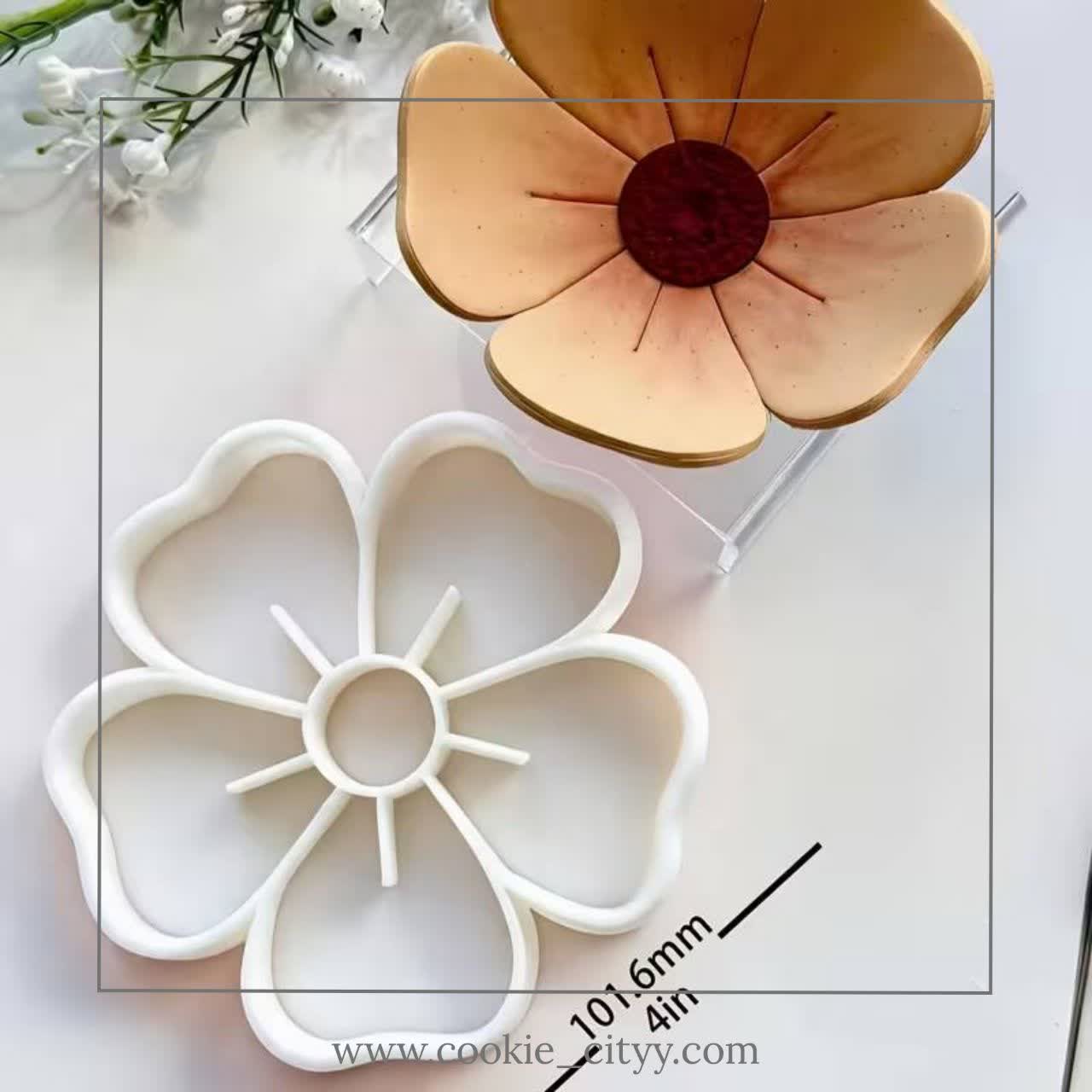کاتر گل 5 پر